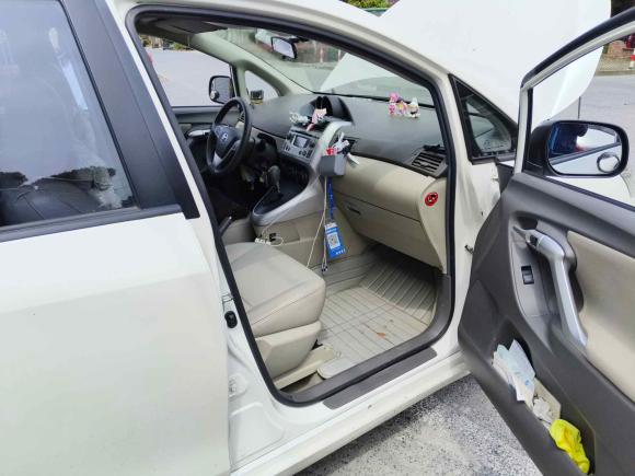 [上海·沪C] 二手丰田逸致2011款 180E CVT精英版