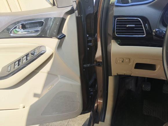 [深圳·粤L] 二手宝骏宝骏7302014款 1.5L 手动舒适ESP版 7座