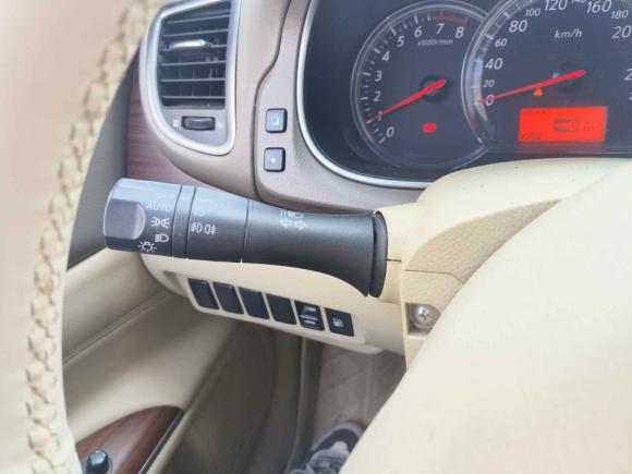 [武汉·鄂A] 二手日产天籁2010款 2.5L XL周年纪念版