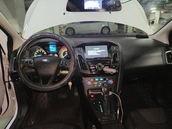 [常州·苏D] 二手福特福克斯2017款 两厢 EcoBoost 125 自动超能风尚型智行版