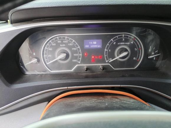 [南京·苏A] 二手上汽大通MAXUS新途V802023款 2.0T 手动经典傲运通长轴中顶6/7/8/9座