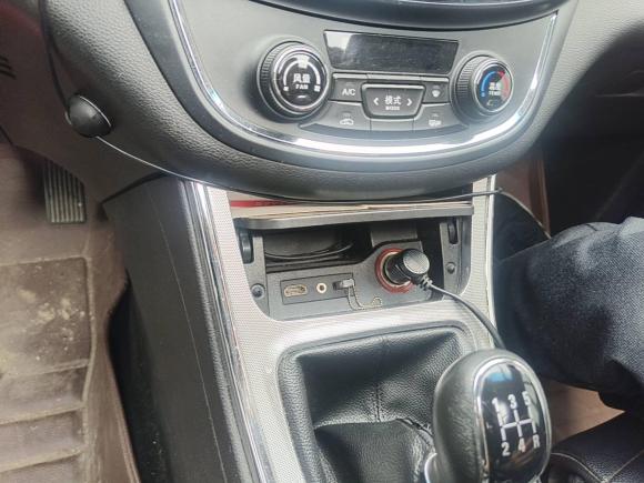 [成都·川A] 二手宝骏宝骏5602015款 1.8L 手动豪华型