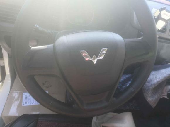 [南京·苏A] 二手五菱汽车五菱宏光2018款 1.5L 经典款S基本型