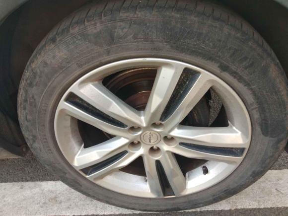 [南昌·浙A] 二手众泰众泰T7002017款 1.8T 双离合尊贵型