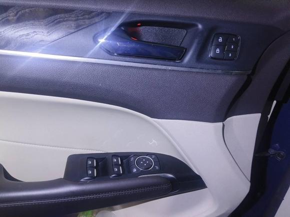 [深圳·粤B] 二手林肯林肯MKC2019款 2.0T 两驱尊雅版 国V