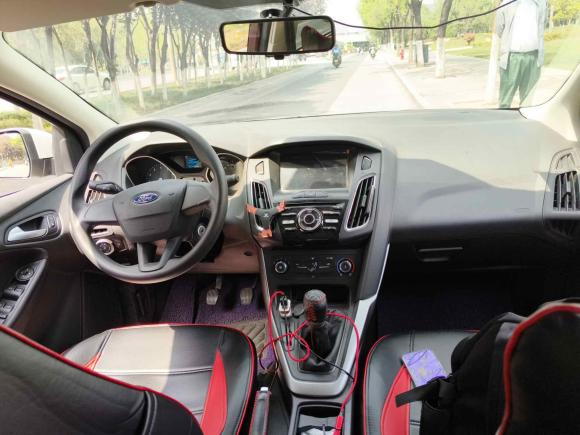 [西安·陕A] 二手福特福克斯2017款 两厢 1.6L 手动舒适型智行版