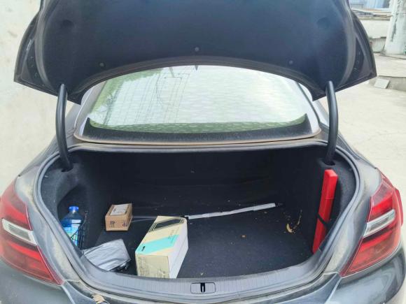 [无锡·苏B] 二手别克君威2014款 1.6T 时尚技术型