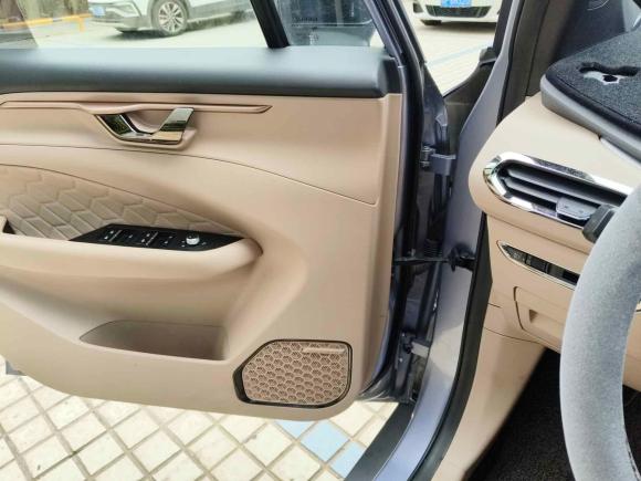 [深圳·粤A] 二手吉利几何吉利几何C2022款 葡萄C550