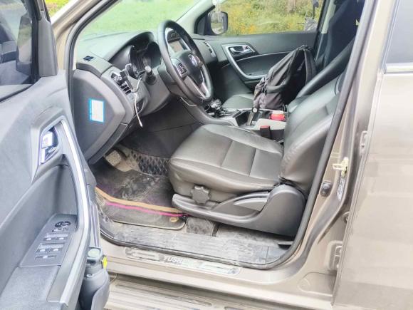 [成都·川F] 二手江铃驭胜S3502014款 2.4T 自动两驱柴油豪华天窗版5座