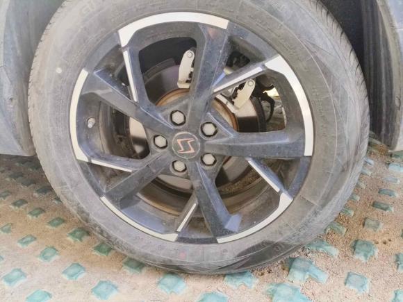 [青岛·鲁D] 二手思皓思皓X62022款 1.5T DCT潮FUN版