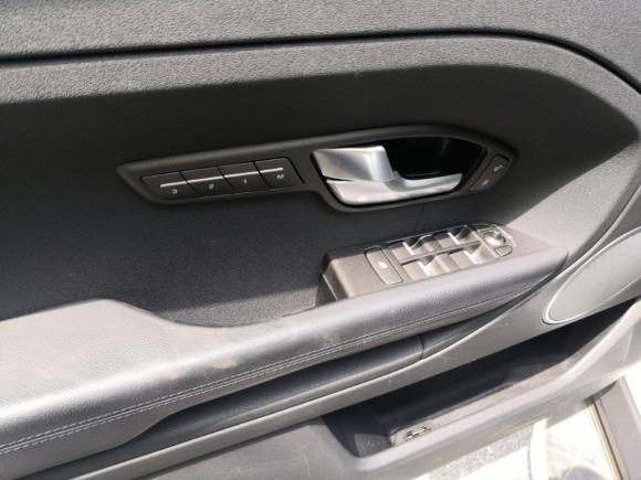 [上海·沪B] 二手路虎揽胜极光2014款 2.0T 5门耀享版