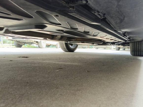 [北京·京A] 二手奔驰奔驰GLC2022款 改款 GLC 260 L 4MATIC 豪华型