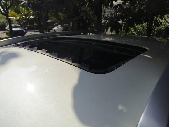 [南通·苏F] 二手标致标致30082015款 2.0L 自动经典版