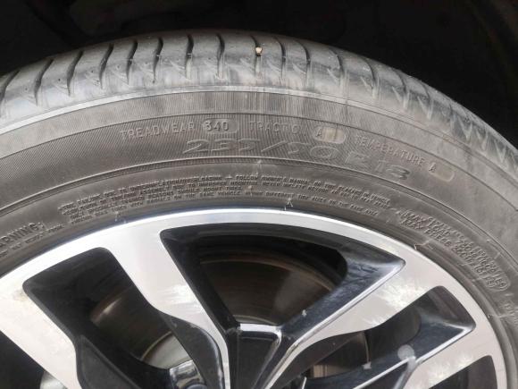 [成都·川A] 二手荣威荣威RX52018款 20T 两驱自动互联网智尊版