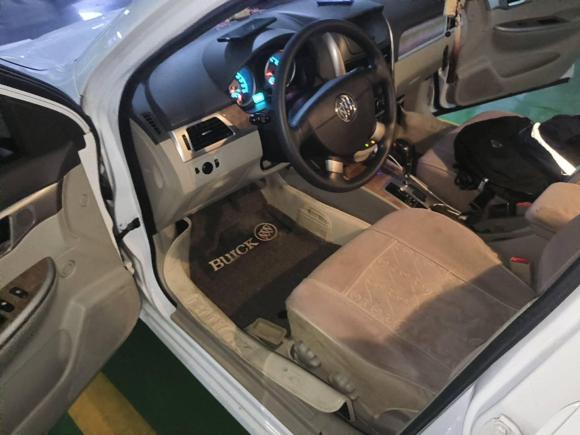 [无锡·苏B] 二手别克凯越2015款 1.5L 自动经典型