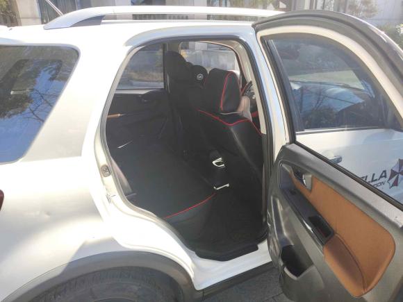 [南京·苏L] 二手铃木天语 SX42013款 1.6L 手动酷锐型