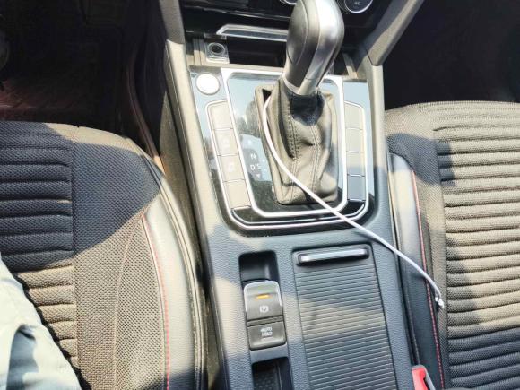 [青岛·鲁B] 二手大众迈腾2017款 330TSI DSG 豪华型