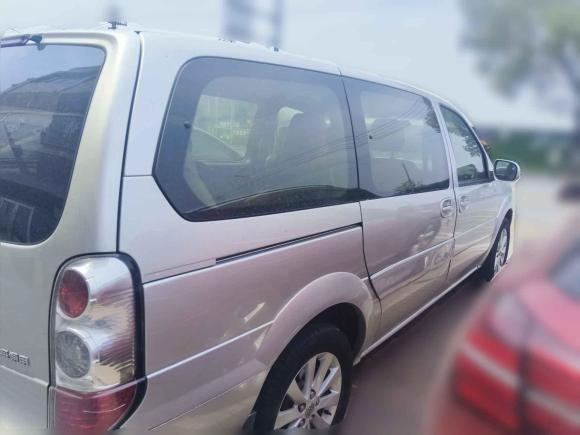 [无锡·苏B] 二手别克别克GL82014款 2.4L 经典版