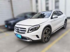[上海·苏E] 奔驰奔驰GLA2015款 GLA 200 动感型