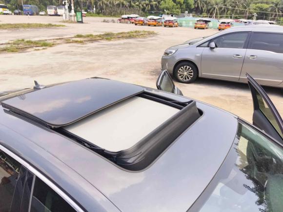 [深圳·粤B] 二手奥迪奥迪A4L2020款 40 TFSI 豪华动感型