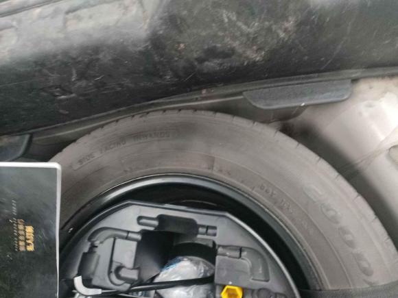 [宁波·浙B] 二手雪铁龙雪铁龙C52013款 2.0L 自动尊享型