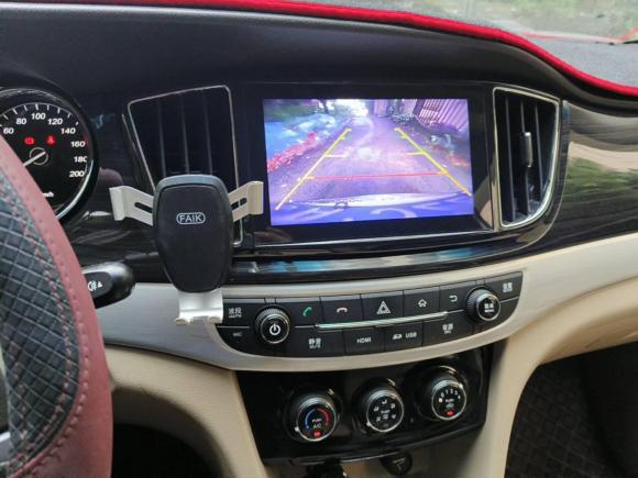 [广州·粤A] 二手宝骏宝骏7302016款 1.5L 手动舒适型 7座 国V