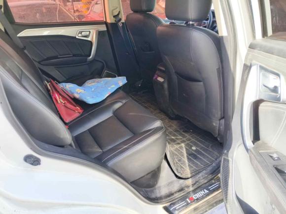 [济南·鲁A] 二手吉利汽车远景X62016款 1.8L 手动豪华型