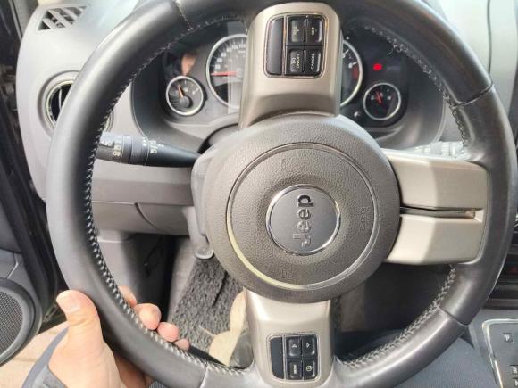[芜湖·皖B] 二手Jeep指南者2013款 2.0L 两驱豪华版