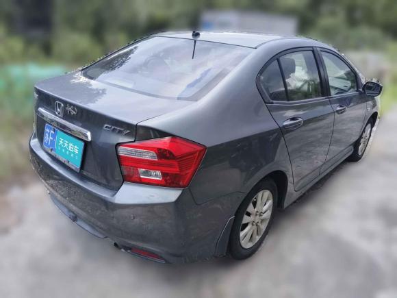 [上海·苏F] 二手本田锋范经典2012款 1.5L 手动舒适版