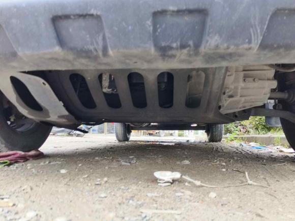 [宁波·浙B] 二手东风御风御风2018款 2.3TA100标配版物流车短轴中顶5-9座WP2.3