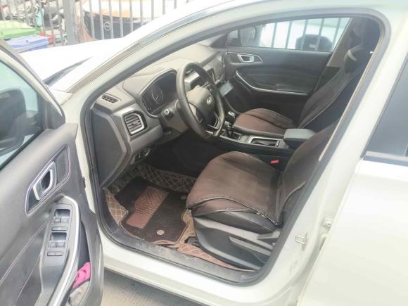 [西安·陕A] 二手奇瑞瑞虎82018款 1.5TCI 手动特供版 5座