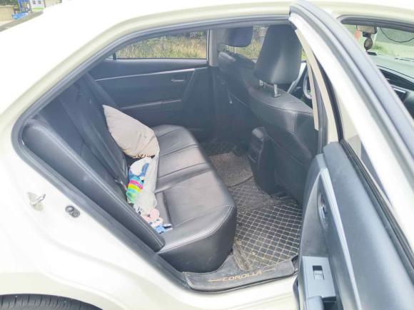 [上海·苏E] 二手丰田卡罗拉2017款 改款双擎 1.8L E-CVT精英版