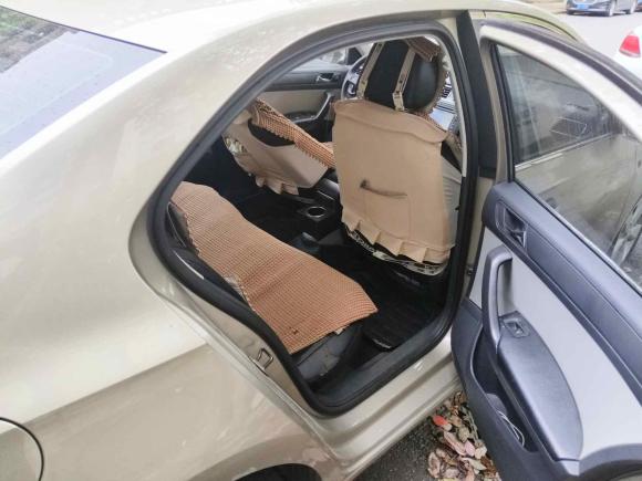 [成都·川A] 二手斯柯达昕锐2013款 1.6L 手动智选型