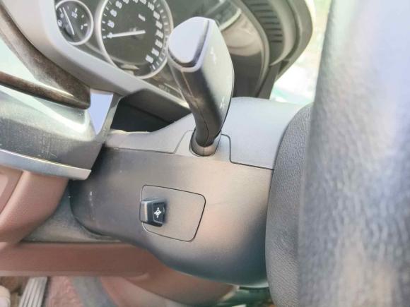 [深圳·粤B] 二手宝马宝马X52015款 xDrive28i