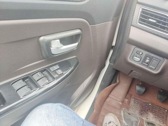 [无锡·苏B] 二手东风风光风光3302019款 1.5L 330S 精典型厢式车国VI DK15