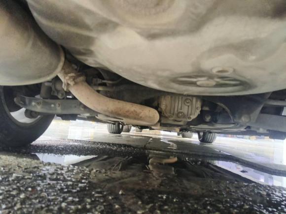 [无锡·苏B] 二手斯巴鲁力狮2010款 2.0i豪华版