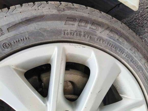 [武汉·鄂A] 二手丰田卡罗拉2014款 1.6L CVT GL-i真皮版