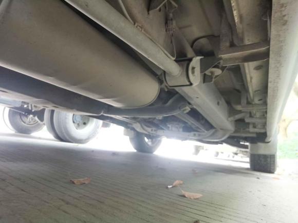 [杭州·浙A] 二手陆风陆风X82009款 2.5T 柴油4X4超豪华型