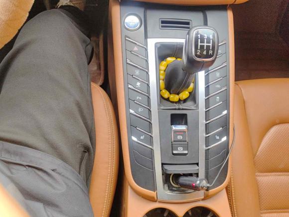 [无锡·苏H] 二手众泰众泰SR92017款 2.0T 手动极致之心版