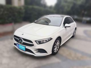 奔驰奔驰A级2020款 A 200 L 运动轿车