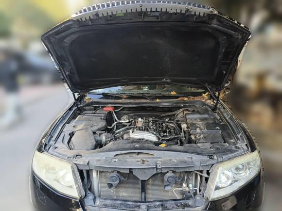 [合肥·川X] 二手红旗红旗H72015款 2.0T 豪华型