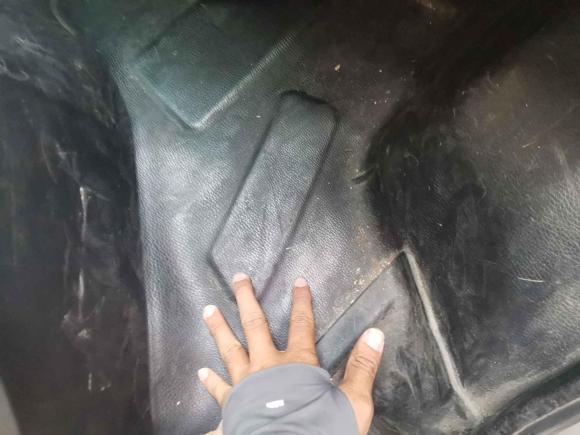 [合肥·粤B] 二手长安跨越跨越王X52018款 1.5L标准型单排后双轮标准货箱DK15C