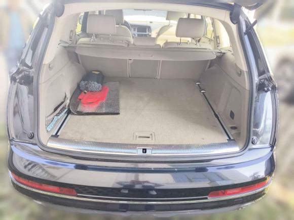 [南京·苏A] 二手奥迪奥迪Q72011款 3.0 TFSI 舒适型(200kW)