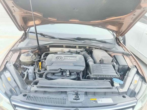 [广州·粤K] 二手大众凌渡2015款 330TSI DSG豪华版