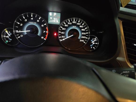 [深圳·粤B] 二手斯巴鲁傲虎2012款 2.5i运动版