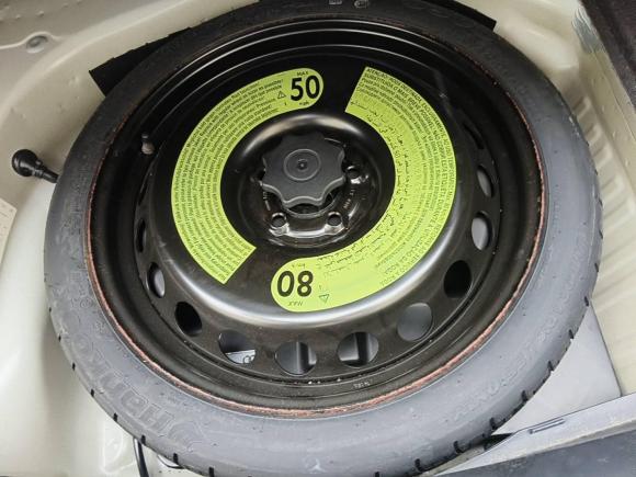 [上海·沪C] 二手奥迪奥迪A4L2016款 30 TFSI 典藏版 自动舒适型