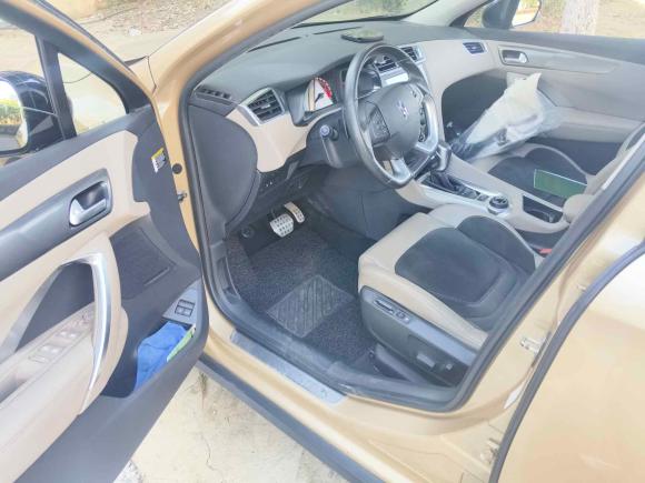 [南京·苏A] 二手DSDS 62016款 1.8T 60周年限量版THP200