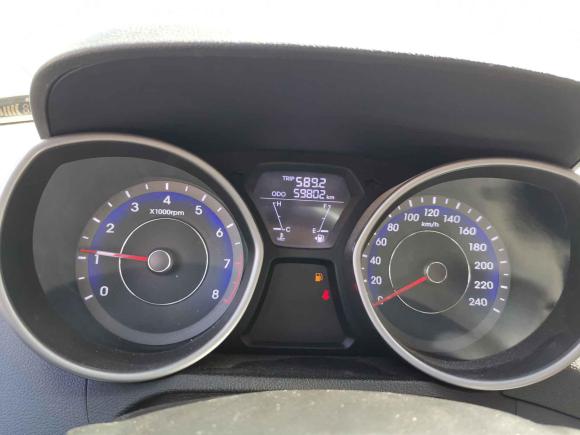 [广州·粤Y] 二手现代朗动2012款 1.6L 手动时尚型