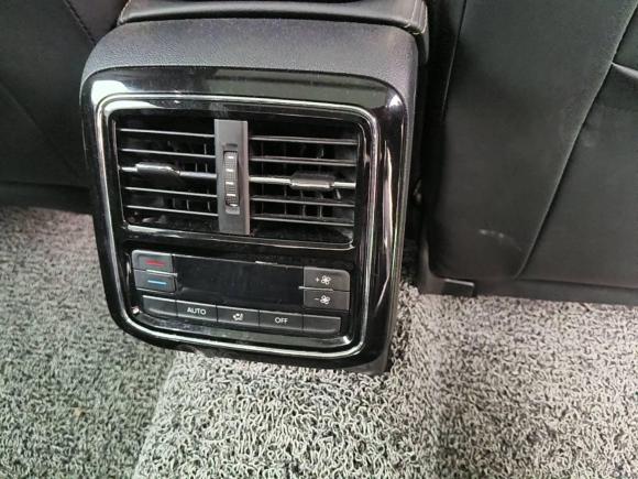 [上海·沪A] 二手大众帕萨特新能源2019款 430PHEV 混动豪华版