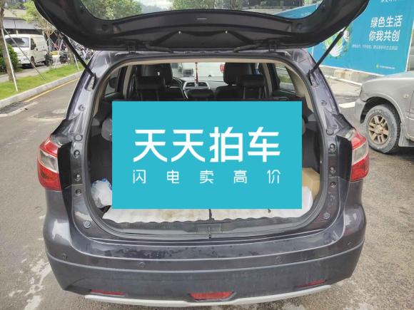 [深圳·粤S] 二手铃木锋驭2014款 1.6L CVT两驱精英型